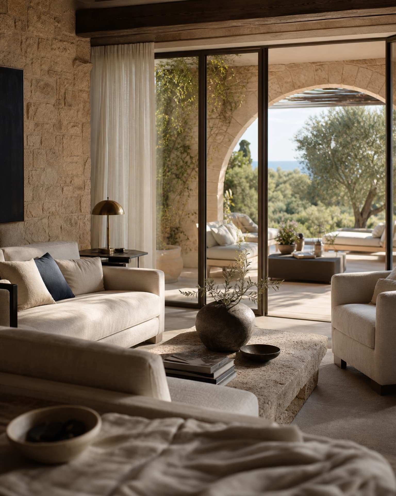 A 500 m² luxury villa returned to a precise, handover-ready standard.
